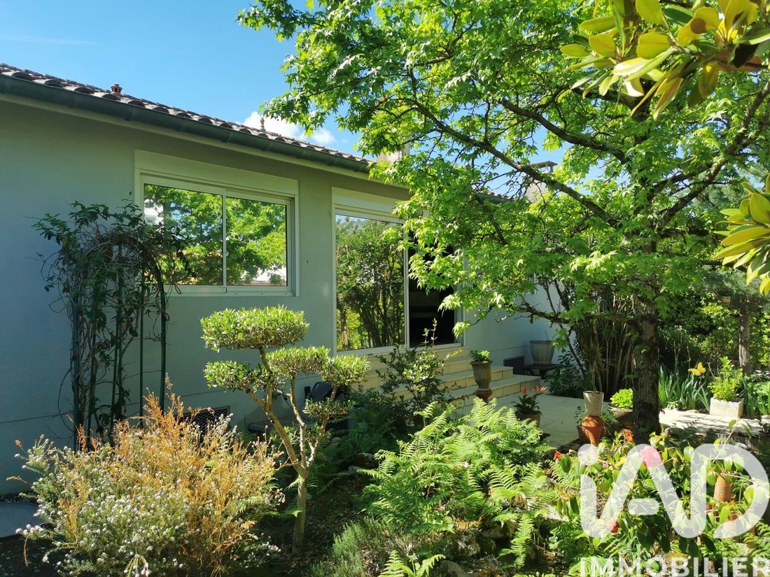 House in Libourne, Nouvelle-Aquitaine, France 1 - 17843288