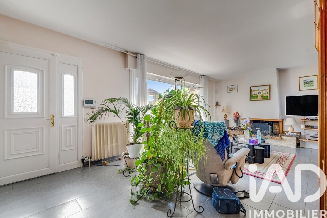 House in Percy Schneider, Clamart, France 2 - 17843296