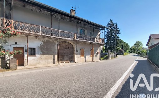 House in Est, Gex, France 1