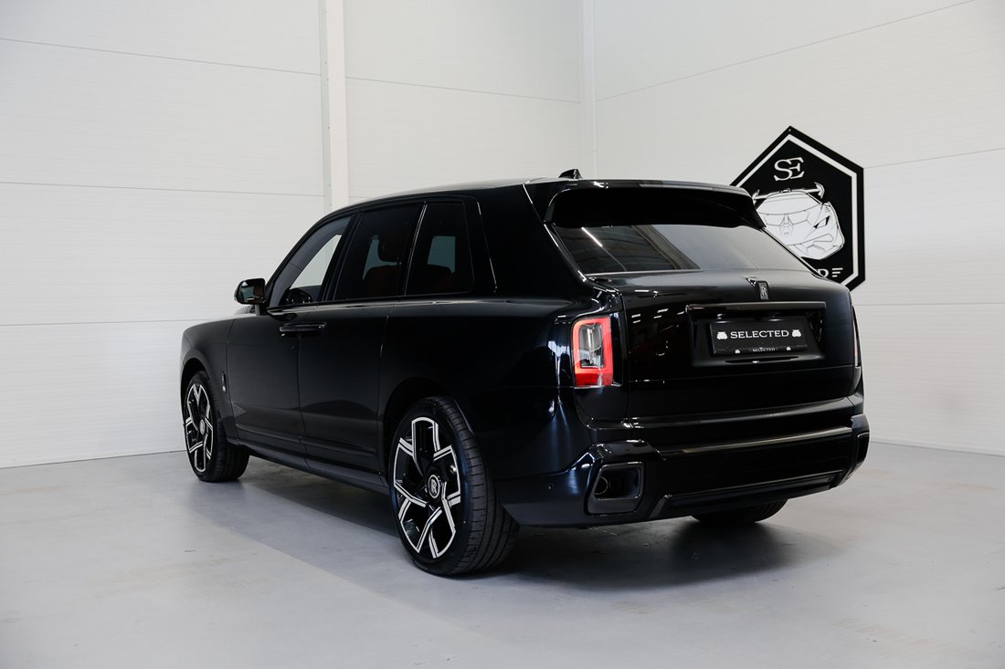 Suv in Bratislava, Slovakia 5 - 17842730
