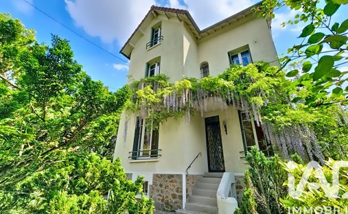 Maison à Thiellement, Le Raincy, France 1