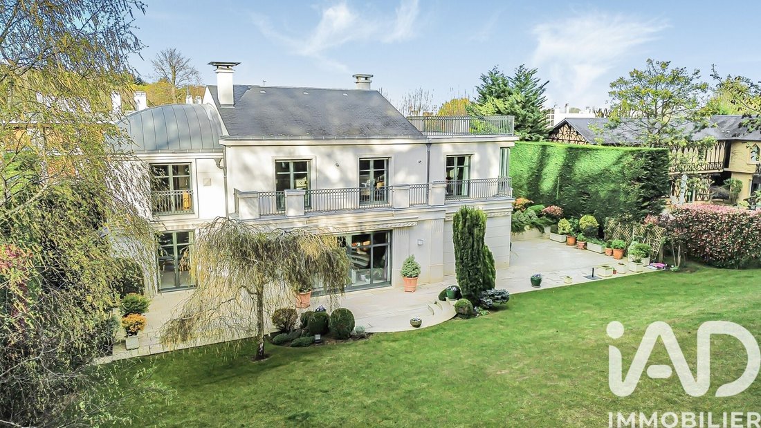 House in Forêt de Fausses Reposes, Ville-d'Avray, France 2 - 17559355