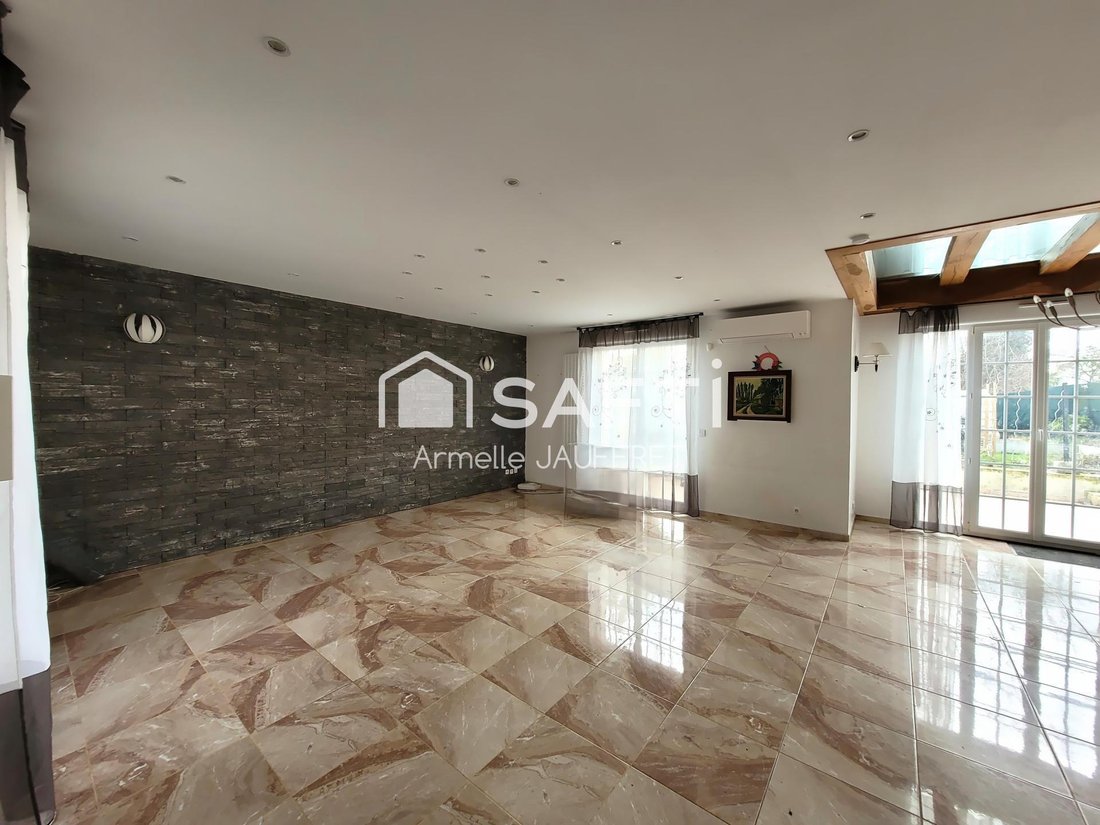 House in Centre Ville Sud, Montmagny, France 2 - 17843099