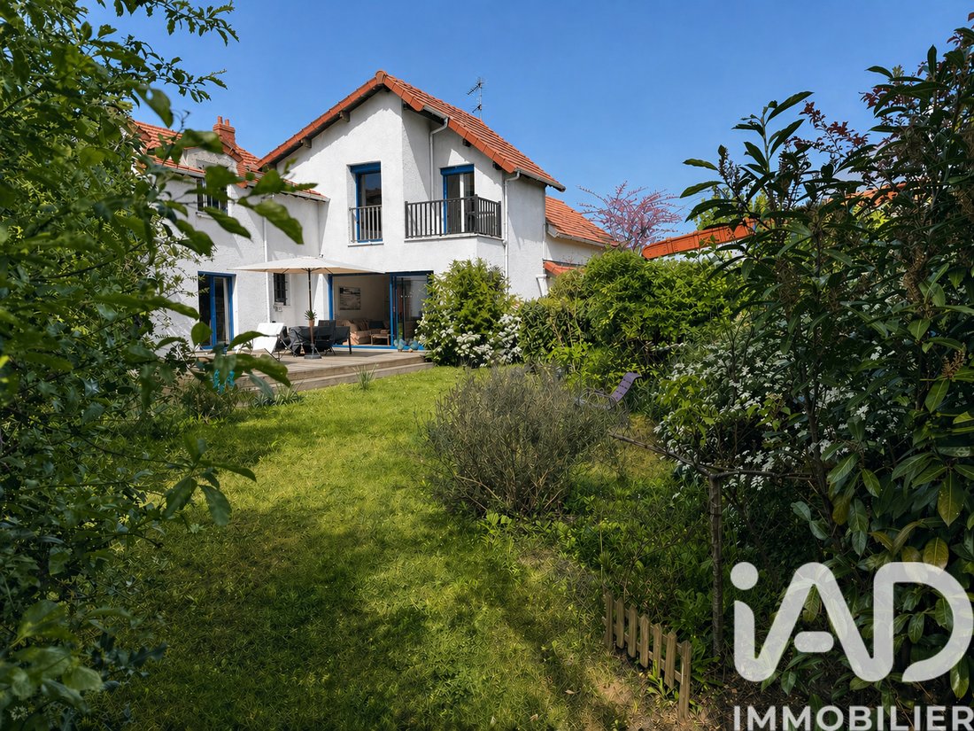 House in Parmentier, Sainte-Genevieve-des-Bois, France 1 - 17746346