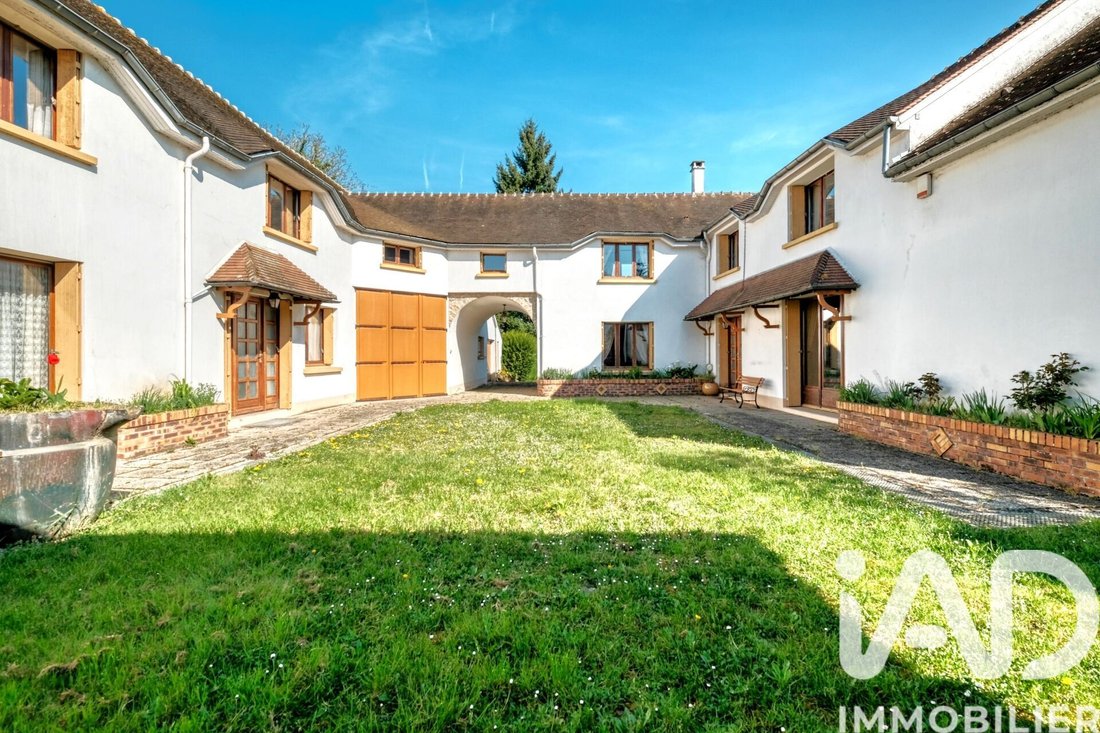 House in Rozay-en-Brie, Ile-de-France, France 2 - 17843274