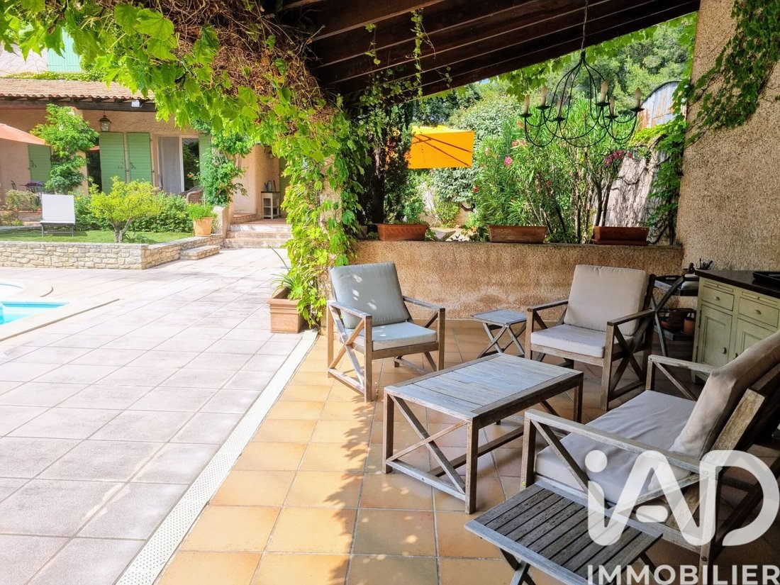Casa en Ventabren, Provenza-Alpes-Costa Azul, Francia 2 - 17843404