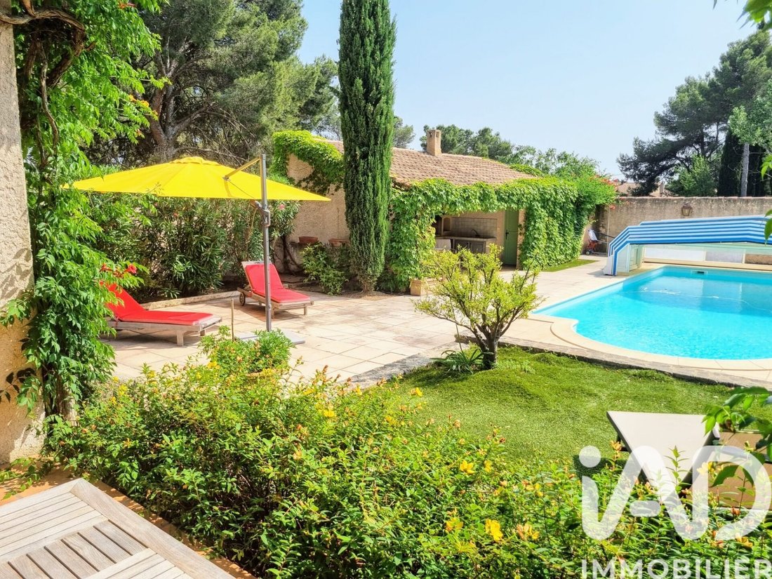 Casa en Ventabren, Provenza-Alpes-Costa Azul, Francia 1 - 17843404