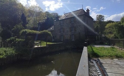 Maison à Mézières-sur-Couesnon, Bretagne, France 1