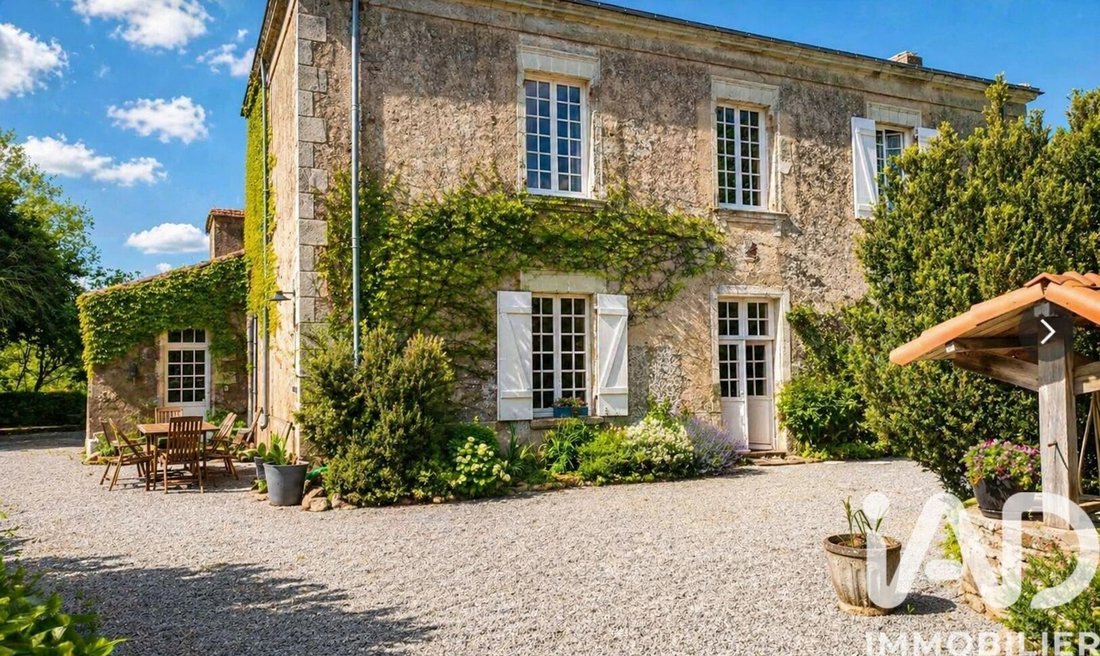 House in Corcoue-sur-Logne, Pays de la Loire, France 1 - 17843383