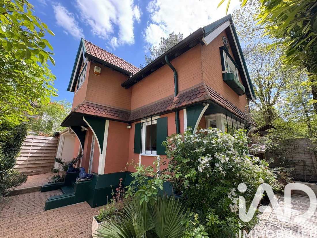 House in Jardy-Centre Ville, Vaucresson, France 2 - 17843385