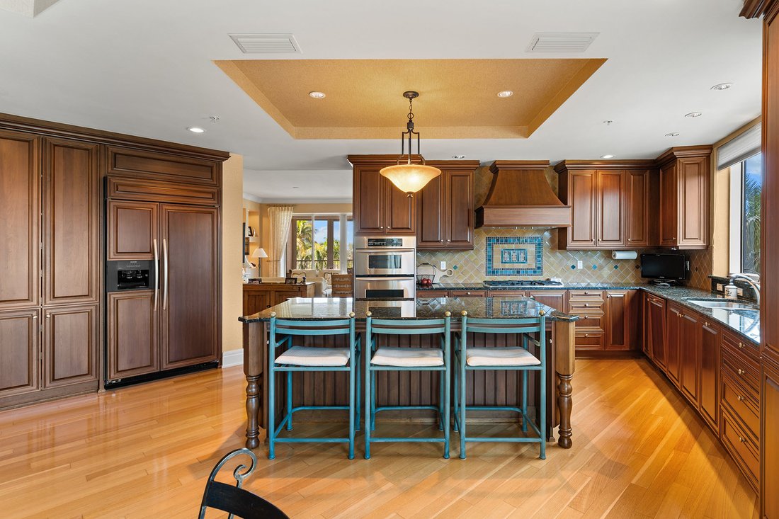 Condo in Naples, Florida, United States 5 - 17464639