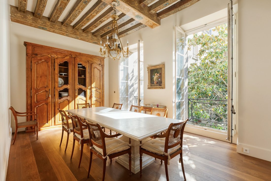 Apartment in Saint Germain des Prés, Paris 6e Arrondissement, Paris 2 - 17842873