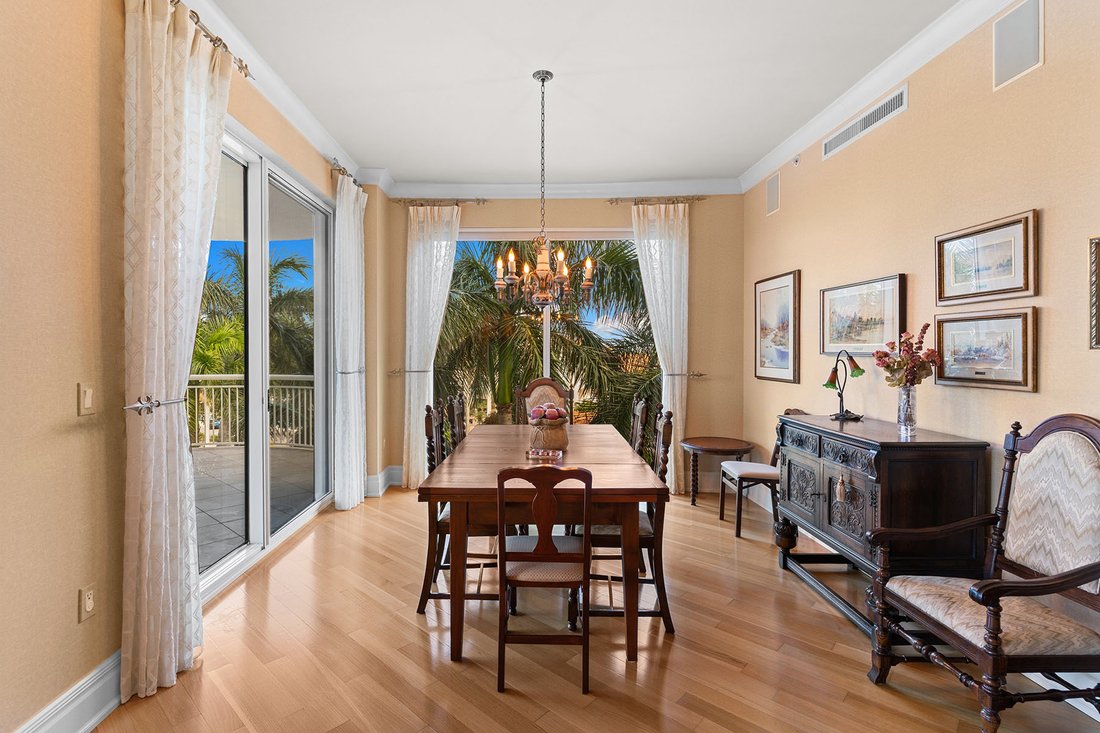 Condo in Naples, Florida, United States 4 - 17464639