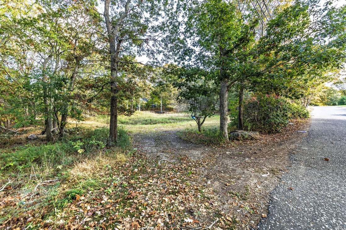 Land in East Hampton, New York, United States 4 - 17842826