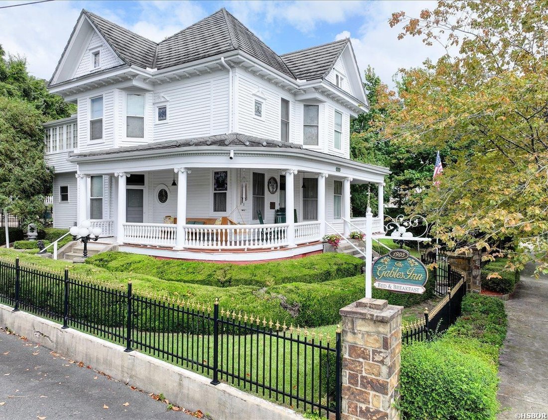 House in Hot Springs, Arkansas, United States 1 - 17842562