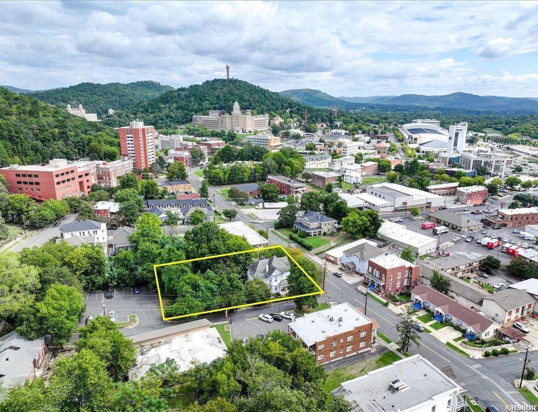 House in Hot Springs, Arkansas, United States 2 - 17842562