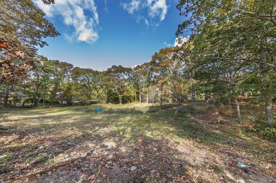 Land in East Hampton, New York, United States 1 - 17842826