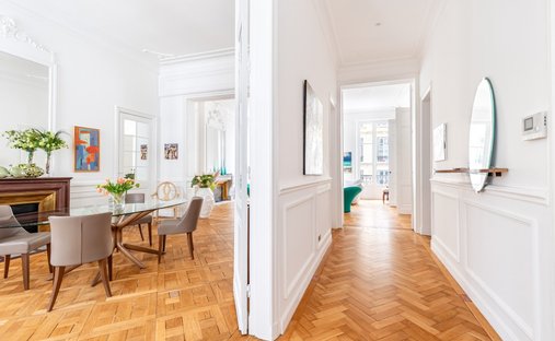 Apartment in Hôtel de Ville-Quinconce-Saint Seurin-Fondaudège, Bordeaux, France 1