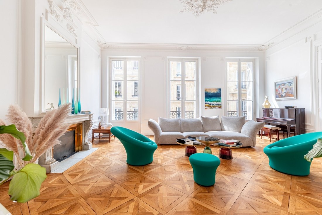 Apartment in Hôtel de Ville-Quinconce-Saint Seurin-Fondaudège, Bordeaux, France 3 - 17842872