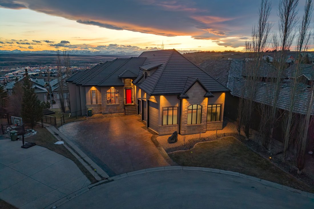 Casa en Cochrane, Alberta, Canadá 1 - 17842442