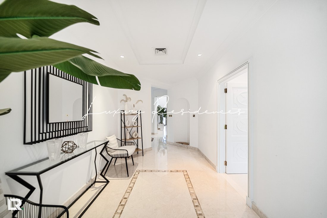 Villa in Palm Jumeirah, Dubai, United Arab Emirates 2 - 17843037