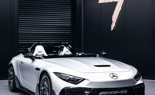 2025 Mercedes-Benz PureSpeed awd in München, Germany 1