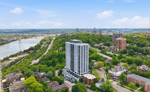 Condo in Cincinnati, Ohio, United States 1