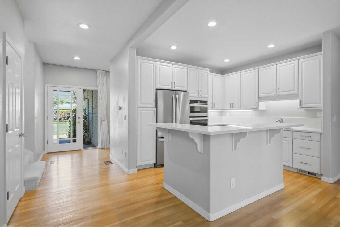 Condo in West Linn, Oregon, United States 5 - 17843203