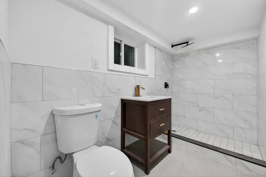 House in New York, New York, United States 3 - 17843046