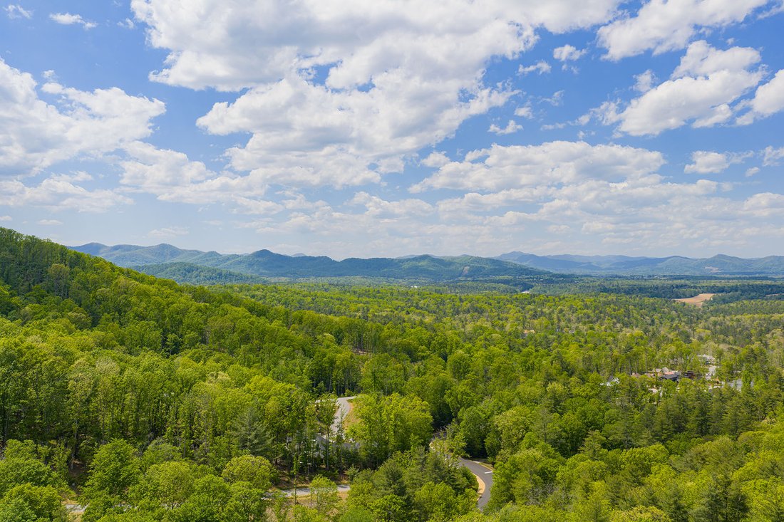 Land in Asheville, North Carolina, United States 2 - 17843206