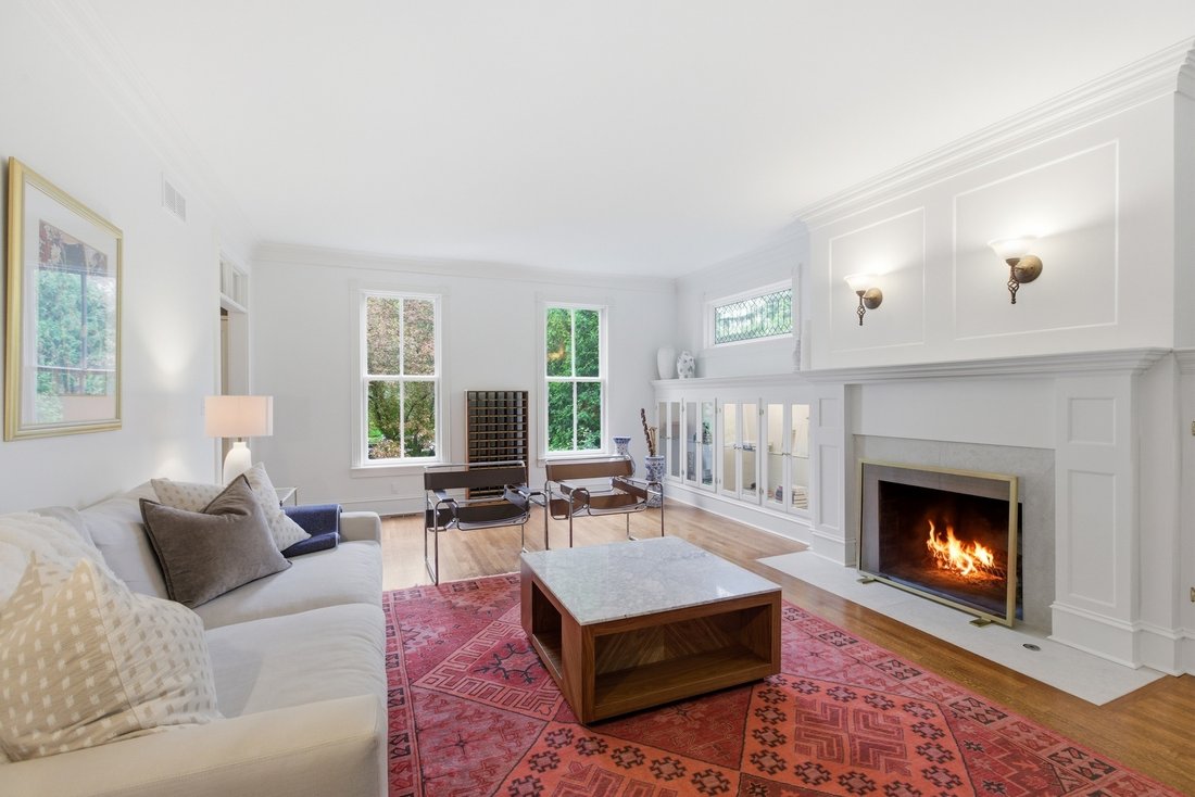 House in Geneva, Illinois, United States 5 - 17303064