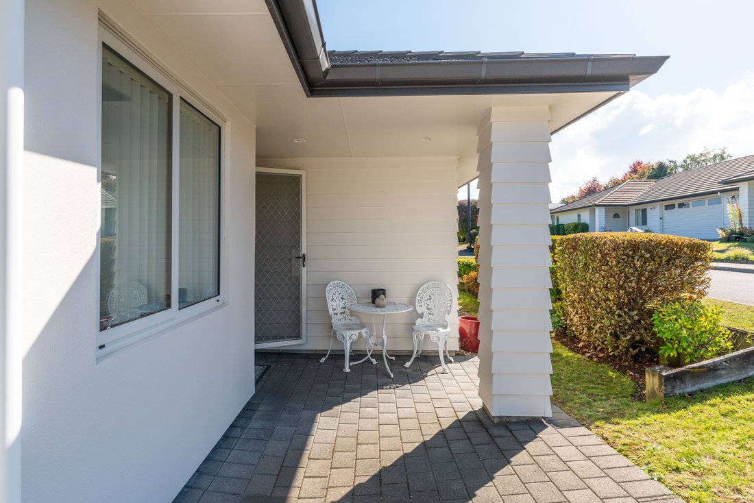 Taupo, Waikato, New Zealand 5 - 17843219