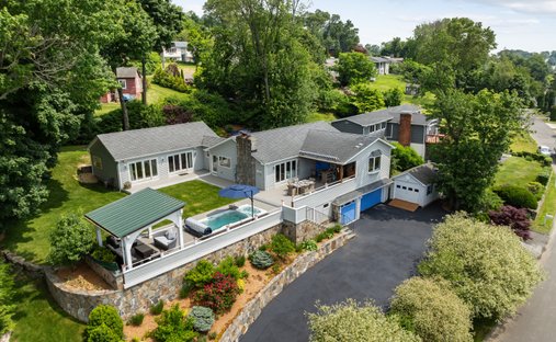 House in Brookfield, Connecticut, United States 1