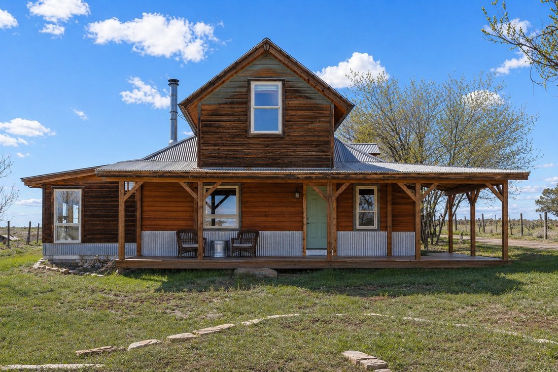 Redvale, Colorado, United States 3 - 17843188