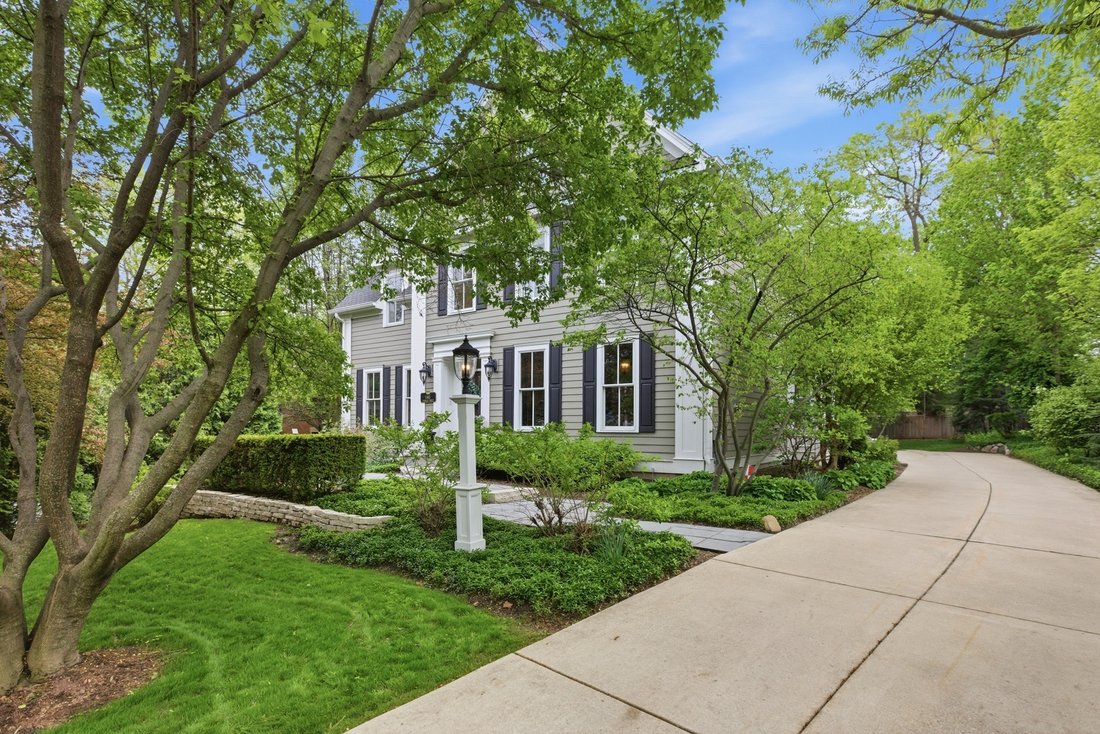 House in Geneva, Illinois, United States 1 - 17303064