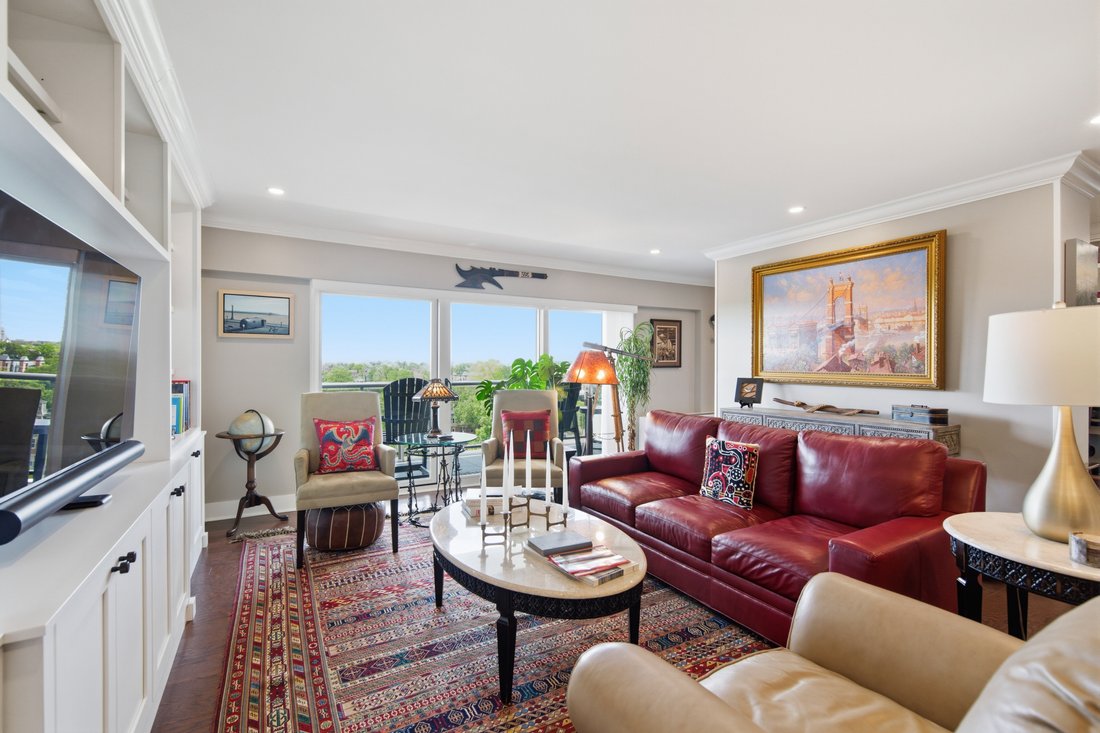 Condo in Cincinnati, Ohio, United States 4 - 17843326