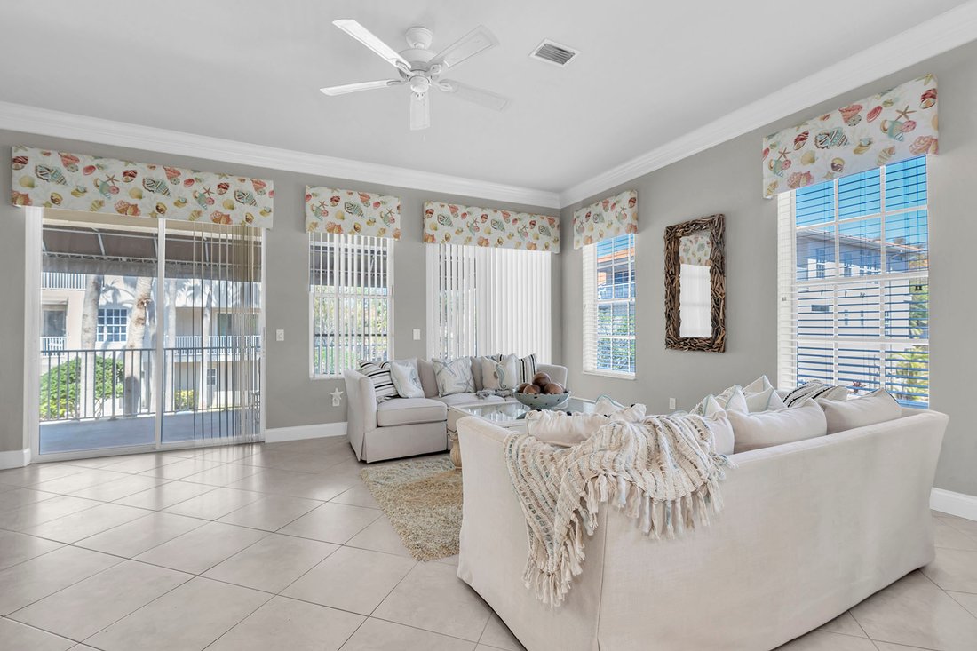 House in Tarpon Springs, Florida, United States 5 - 17843430