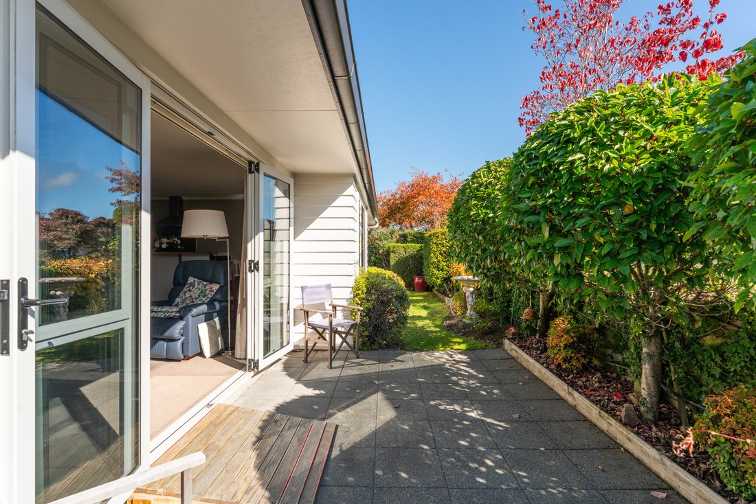 Taupo, Waikato, New Zealand 3 - 17843219