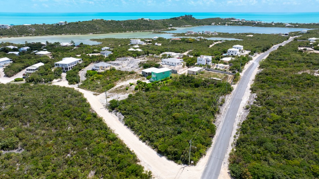 Land in Venetian Road Settlement, Caicos Islands, Turks and Caicos Islands 3 - 17843077