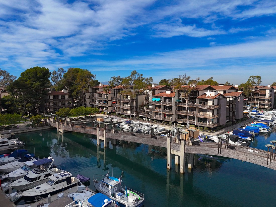 Condo in Signal Hill, California, United States 1 - 17842964