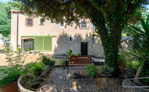 Casa a Navata, Catalogna, Spagna 1