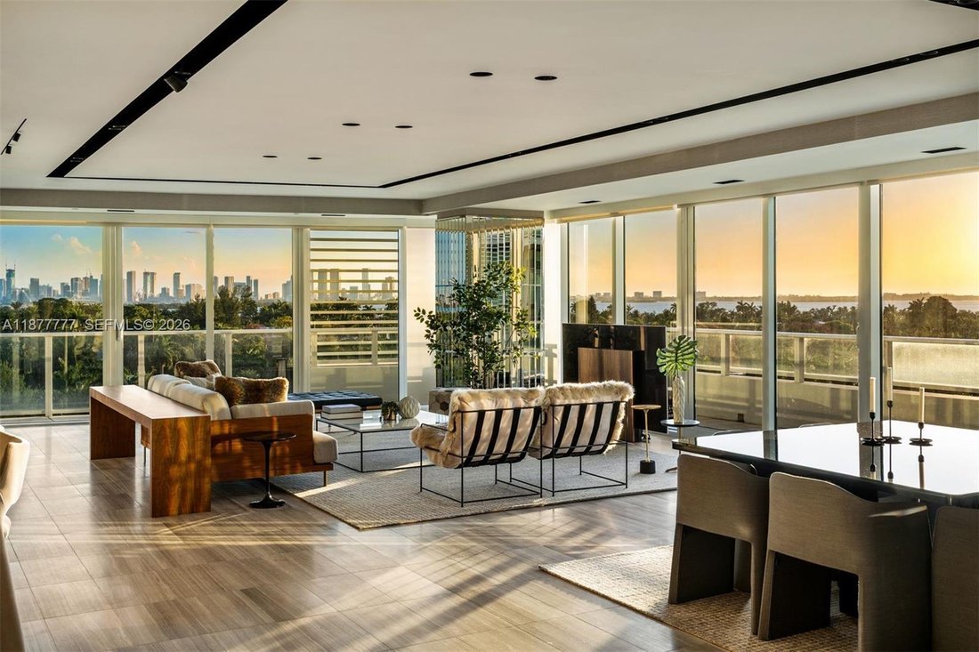 Condo in Miami Beach, Florida, United States 1 - 16196020