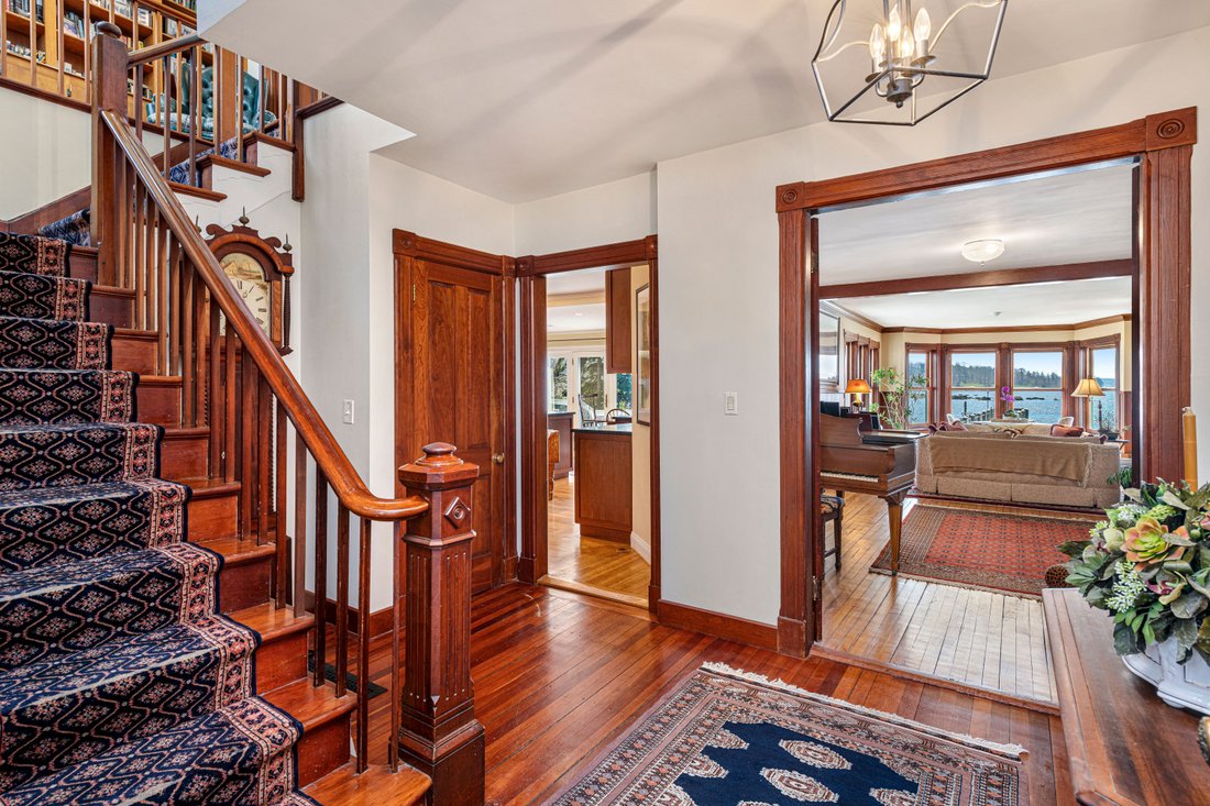 Condo in Bristol, Rhode Island, United States 3 - 17843329