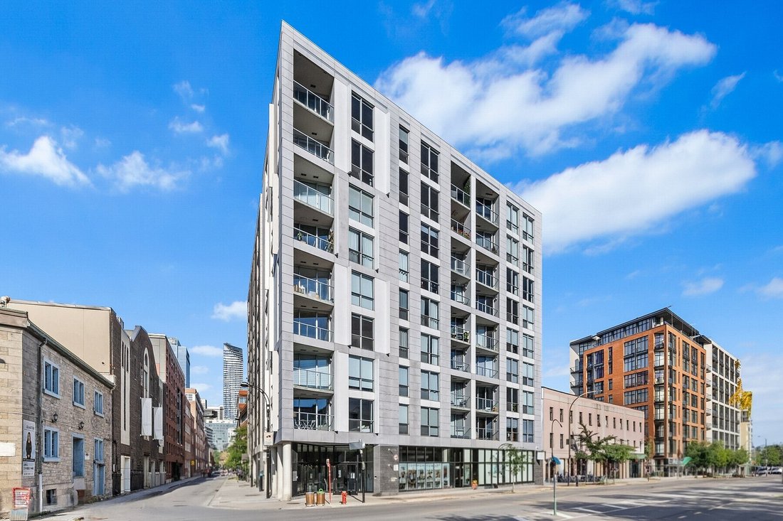 Condo in Montréal, Quebec, Canada 1 - 17843445