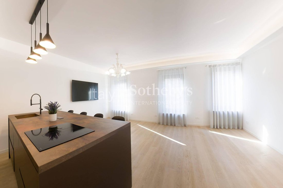 Apartment in Center, Verona, Veneto 3 - 17843057