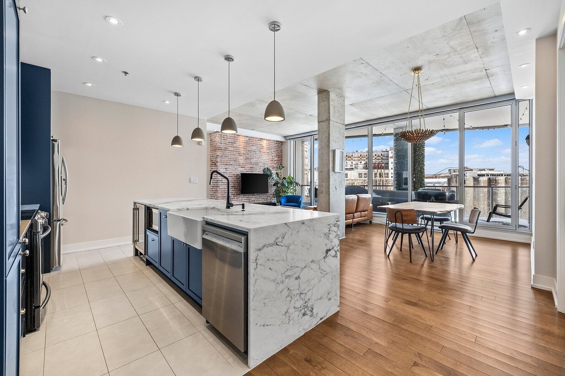 Condo in Montréal, Quebec, Canada 3 - 17843445