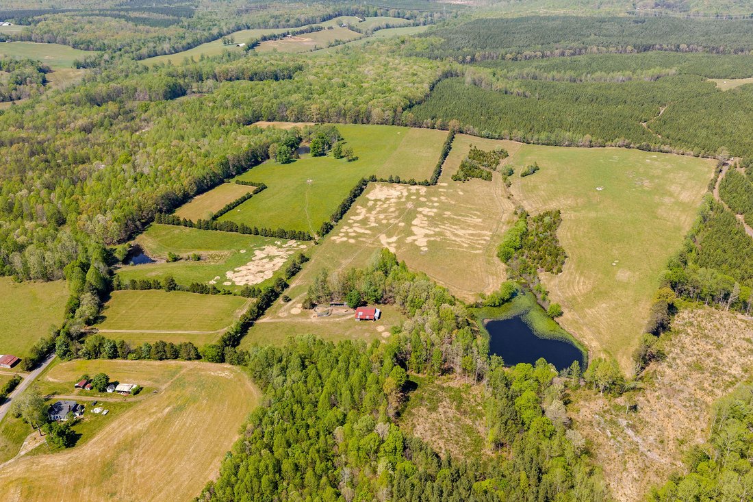 Land in Sandy Hook, Virginia, United States 1 - 17843325