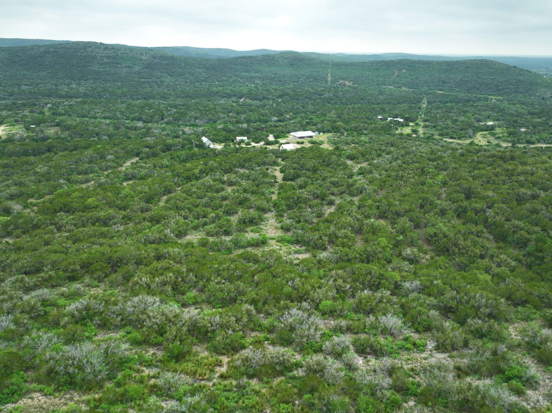 Farm Ranch in Concan, Texas, United States 2 - 17843342