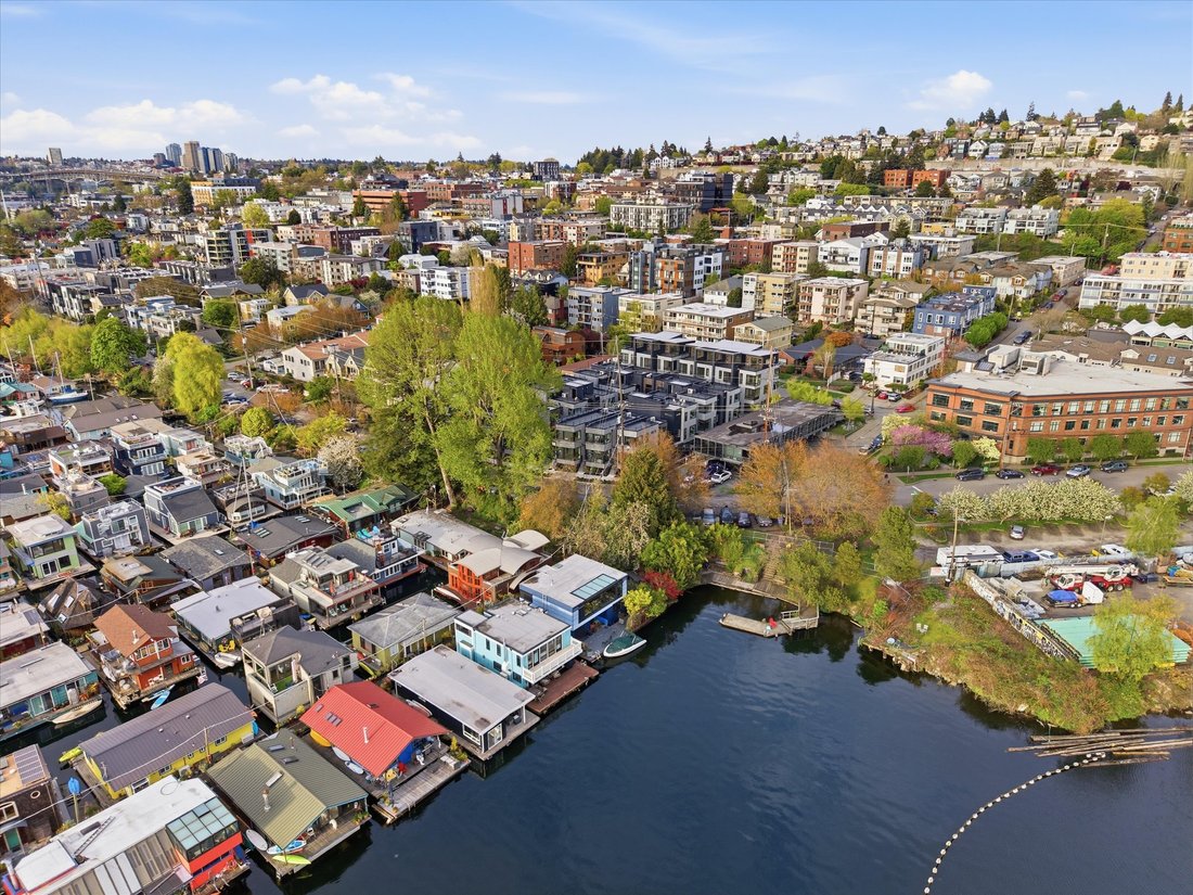 House in Seattle, Washington, United States 1 - 17843212