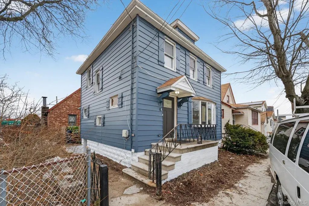House in New York, New York, United States 2 - 17842940